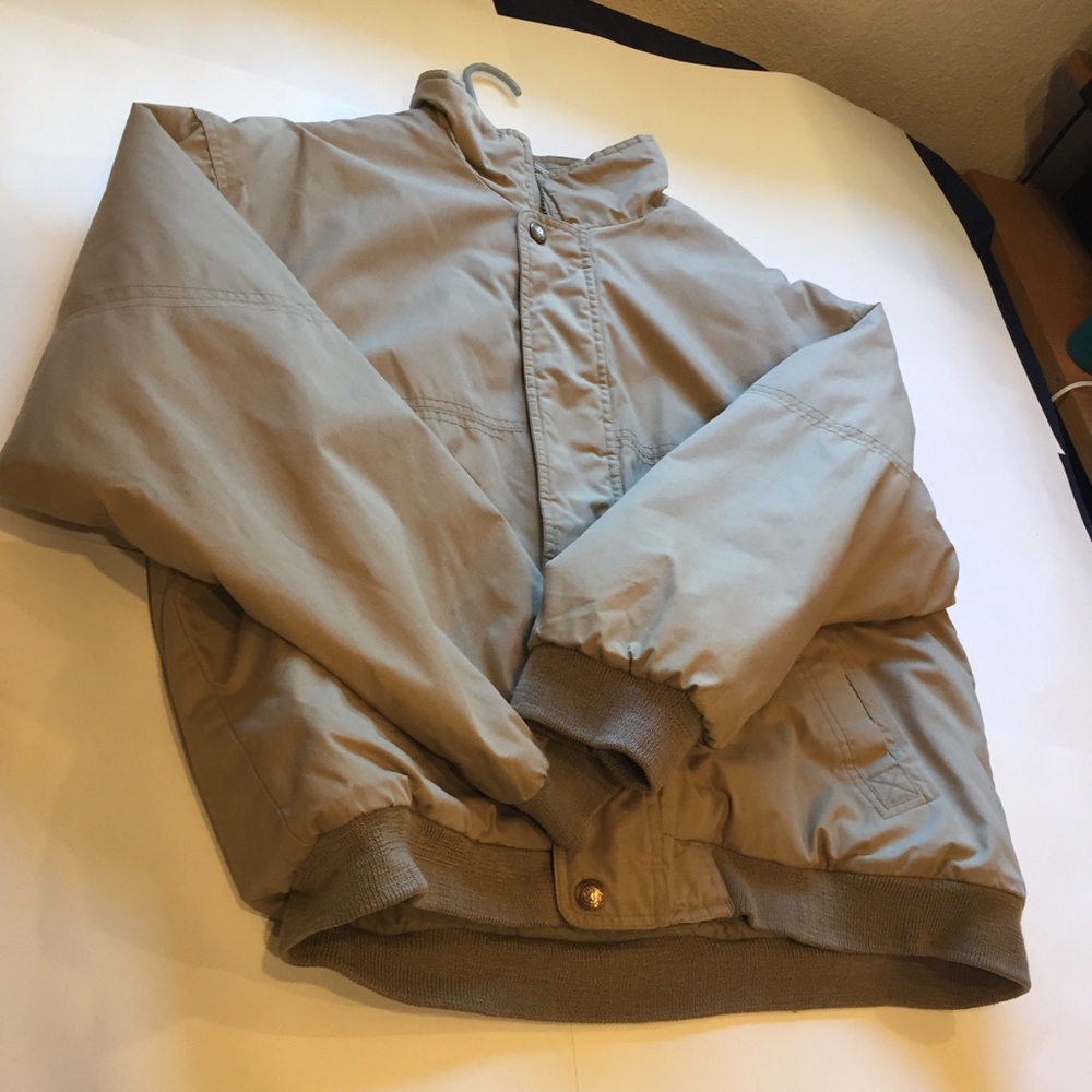 Northwest Territory water resistant windbreaker